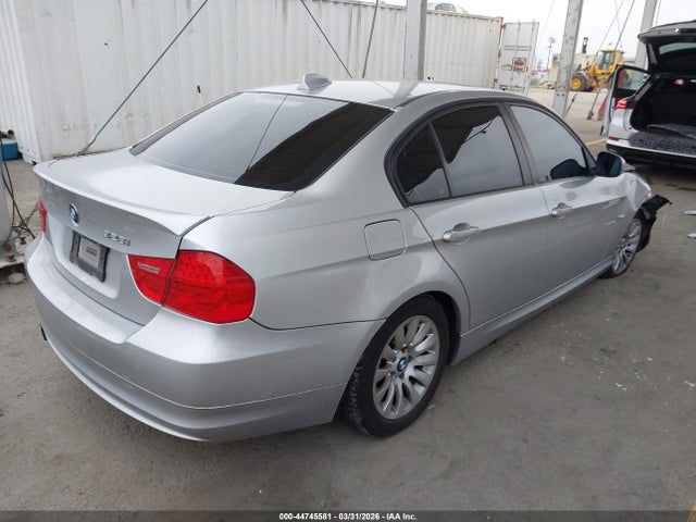 Продажа на аукционе авто 2009 Bmw 328i, vin: WBAPH57559NM32599, номер лота: 44745581