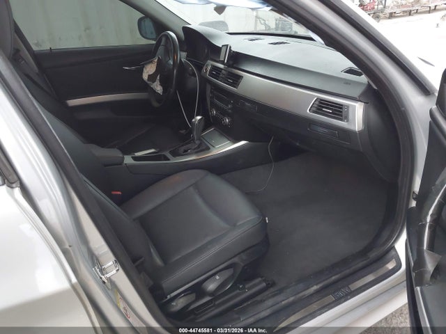 Продажа на аукционе авто 2009 Bmw 328i, vin: WBAPH57559NM32599, номер лота: 44745581