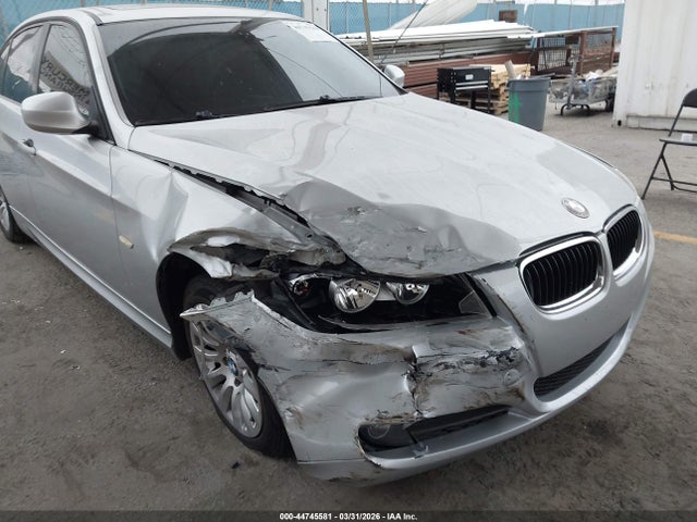 Продажа на аукционе авто 2009 Bmw 328i, vin: WBAPH57559NM32599, номер лота: 44745581