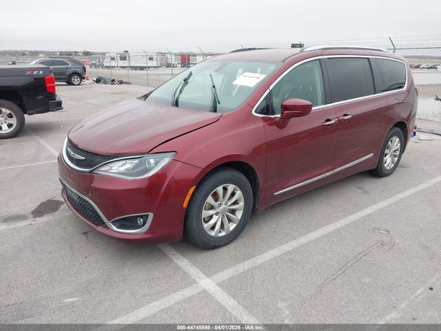 Продаж на аукціоні авто 2018 Chrysler Pacifica Touring L, vin: 2C4RC1BG2JR252211, номер лоту: 44745598