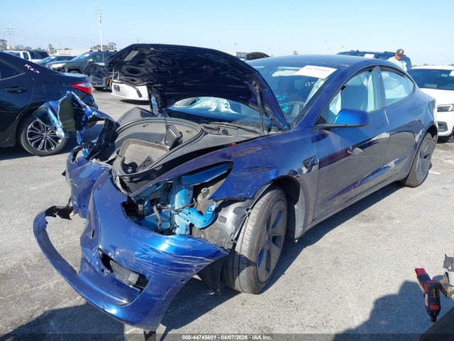 Tesla Model 3 Rear-wheel Drive 2022 5YJ3E1EA2NF356755 Image 2