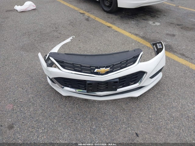Chevrolet Cruze Ls Auto 2018 1G1BC5SM3J7184025 Image 12