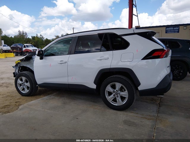 Продажа на аукционе авто 2020 Toyota Rav4 Xle, vin: 2T3W1RFV2LC055856, номер лота: 44745625