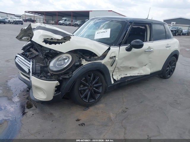 2015 Mini Hardtop Cooper მანქანა იყიდება აუქციონზე, vin: WMWXS5C59FT828856, აუქციონის ნომერი: 44745631