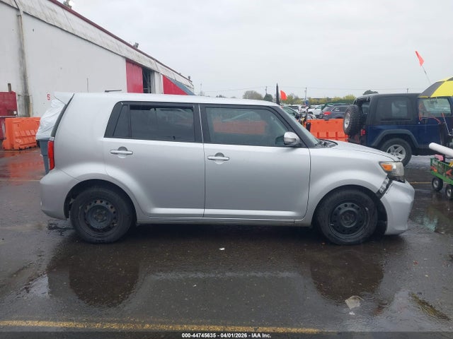 Scion XB 2015 JTLZE4FE6FJ067650 Image 13