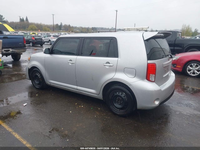 Scion XB 2015 JTLZE4FE6FJ067650 Image 3