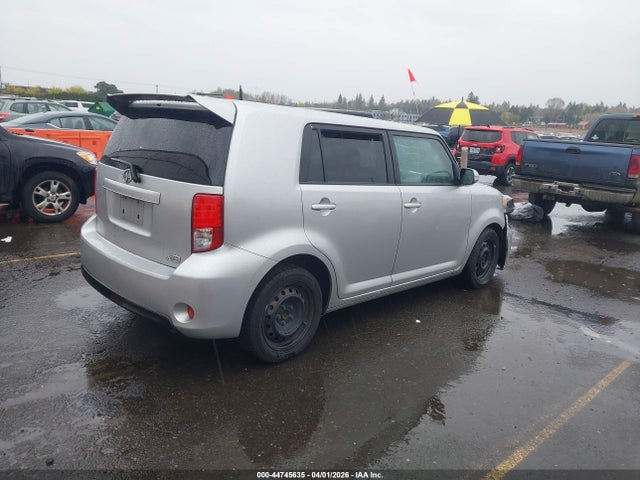 Scion XB 2015 JTLZE4FE6FJ067650 Image 4