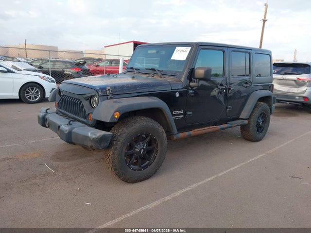 1C4BJWDG1JL831586 Jeep Wrangler Jk Unlimited Sport S 4x4