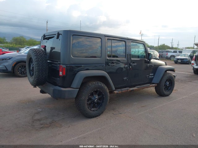 1C4BJWDG1JL831586 Jeep Wrangler Jk Unlimited Sport S 4x4