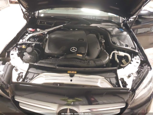 2021 Mercedes-benz C 300 4matic მანქანა იყიდება აუქციონზე, vin: W1KWF8EBXMR650513, აუქციონის ნომერი: 44745678