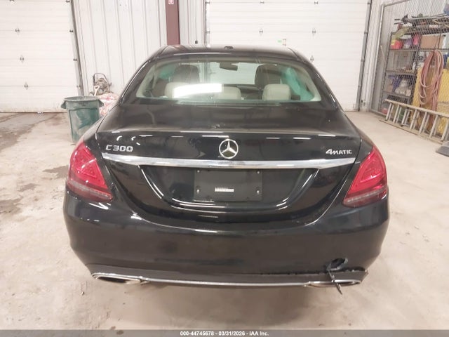 2021 Mercedes-benz C 300 4matic მანქანა იყიდება აუქციონზე, vin: W1KWF8EBXMR650513, აუქციონის ნომერი: 44745678