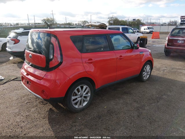 44745697 :رقم المزاد ، KNDJP3A54H7444710 vin ، 2017 Kia Soul + مزاد بيع