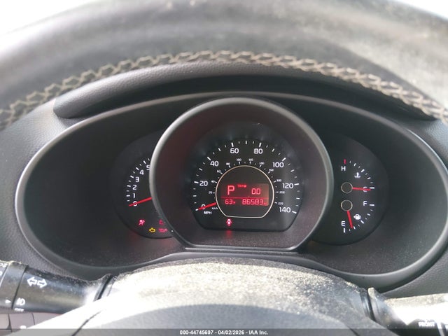 44745697 :رقم المزاد ، KNDJP3A54H7444710 vin ، 2017 Kia Soul + مزاد بيع