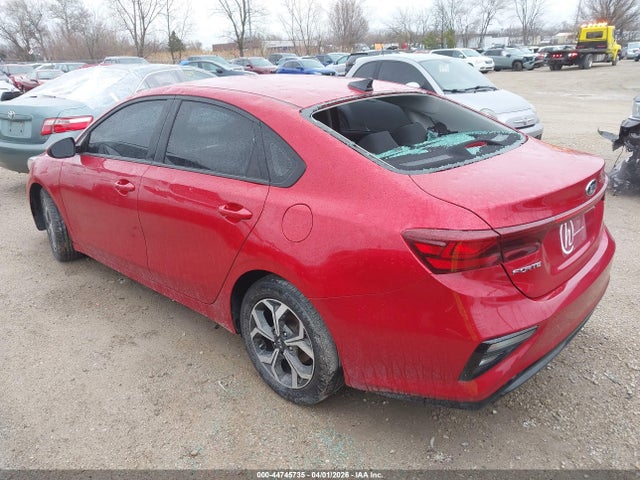 2021 Kia Forte Lxs მანქანა იყიდება აუქციონზე, vin: 3KPF24AD2ME373910, აუქციონის ნომერი: 44745735