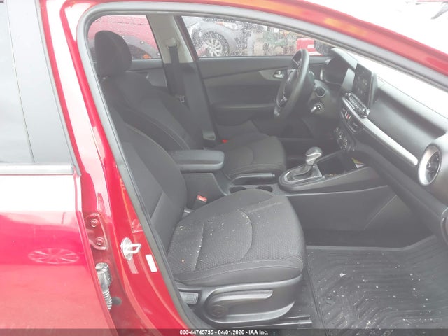 2021 Kia Forte Lxs მანქანა იყიდება აუქციონზე, vin: 3KPF24AD2ME373910, აუქციონის ნომერი: 44745735