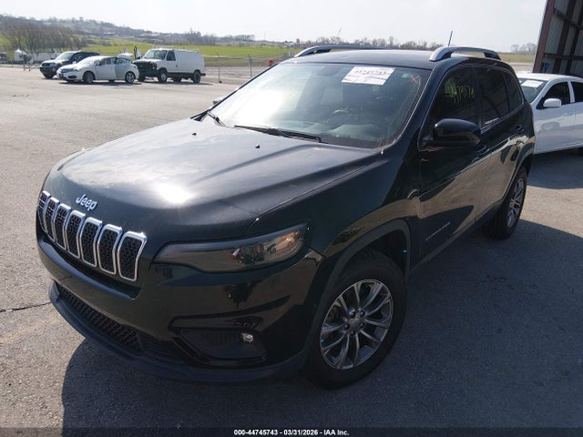 44745743 :رقم المزاد ، 1C4PJMLB2KD150574 vin ، 2019 Jeep Cherokee Latitude Plus 4x4 مزاد بيع