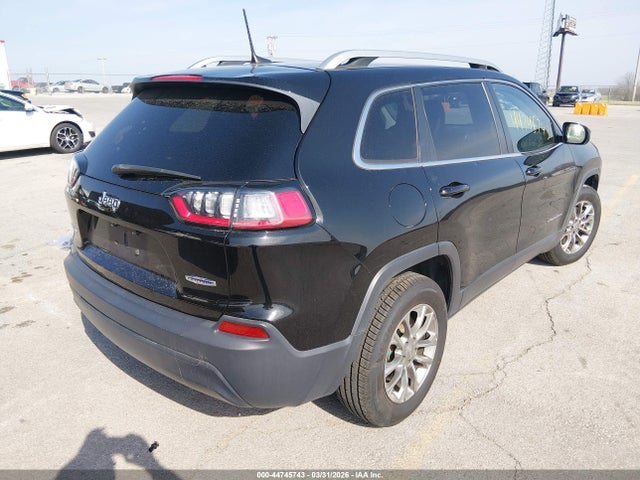 44745743 :رقم المزاد ، 1C4PJMLB2KD150574 vin ، 2019 Jeep Cherokee Latitude Plus 4x4 مزاد بيع