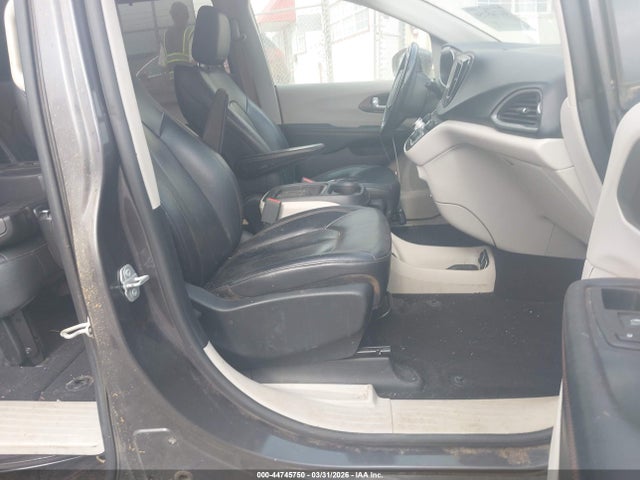 2017 CHRYSLER PACIFICA 2C4RC1BG9HR809609 Photo 4