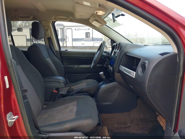2014 JEEP COMPASS 1C4NJCBA7ED559877 Photo 4