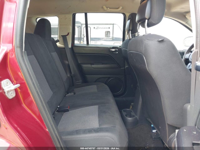 2014 JEEP COMPASS 1C4NJCBA7ED559877 Photo 7