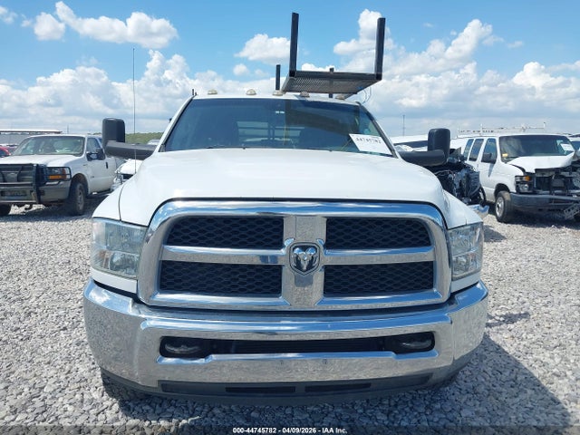 44745782 :رقم المزاد ، 3C7WRTCL2DG599527 vin ، 2013 Ram 3500 Chassis Tradesman/slt/laramie مزاد بيع