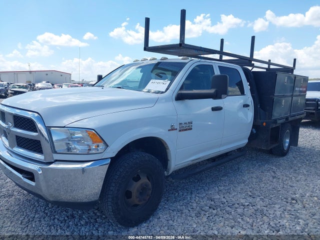 44745782 :رقم المزاد ، 3C7WRTCL2DG599527 vin ، 2013 Ram 3500 Chassis Tradesman/slt/laramie مزاد بيع