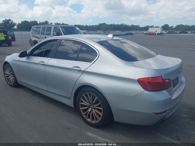 2014 BMW 528I WBA5A5C5XED508822 Photo 2