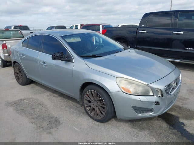 2013 VOLVO S60 YV1612FS3D2175472