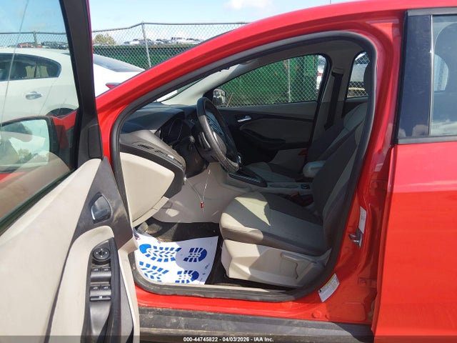 2014 Ford Focus Se მანქანა იყიდება აუქციონზე, vin: 1FADP3K20EL334540, აუქციონის ნომერი: 44745822
