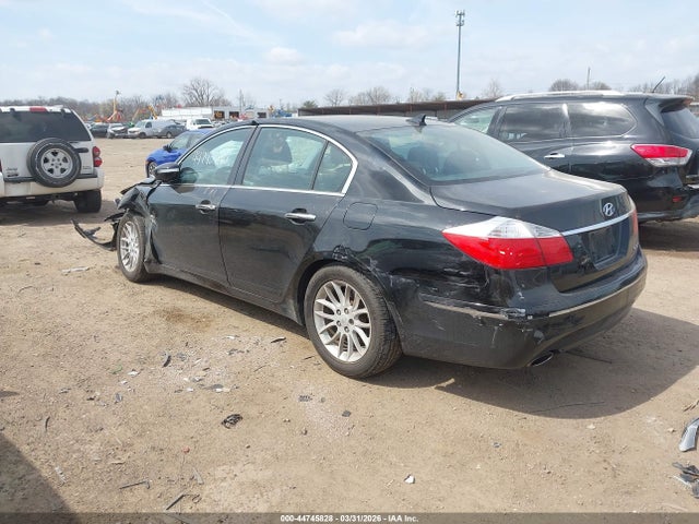 44745828 :رقم المزاد ، KMHGC4DE1AU100133 vin ، 2010 Hyundai Genesis 3.8 مزاد بيع