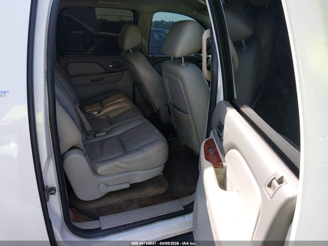 Продажа на аукционе авто 2010 Gmc Yukon Xl 1500 Slt, vin: 1GKUKKE37AR206296, номер лота: 44745847