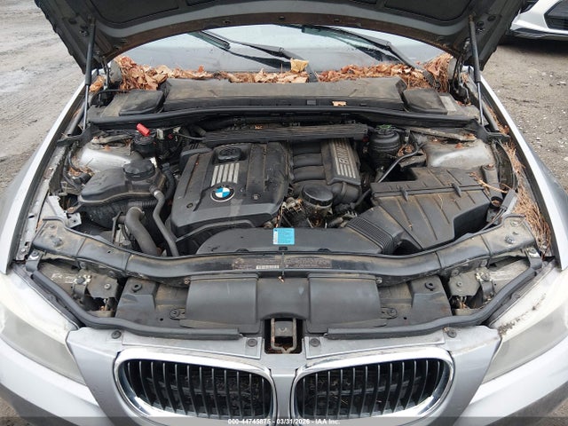 44745875 :رقم المزاد ، WBAPH5G55ANM36494 vin ، 2010 Bmw 328i مزاد بيع