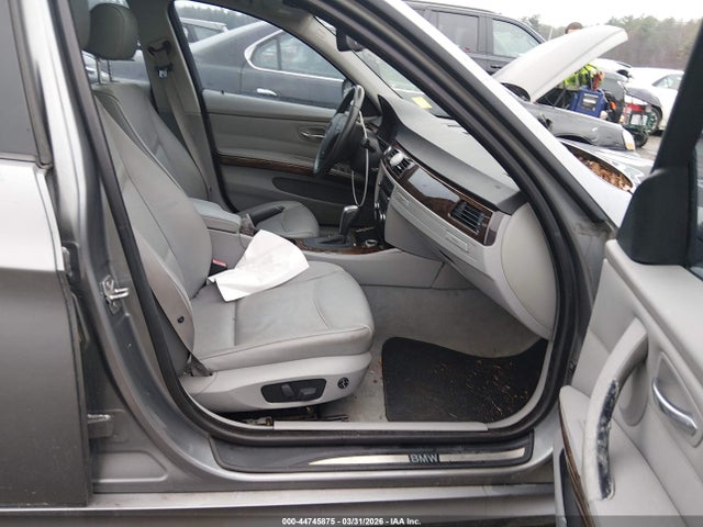 44745875 :رقم المزاد ، WBAPH5G55ANM36494 vin ، 2010 Bmw 328i مزاد بيع