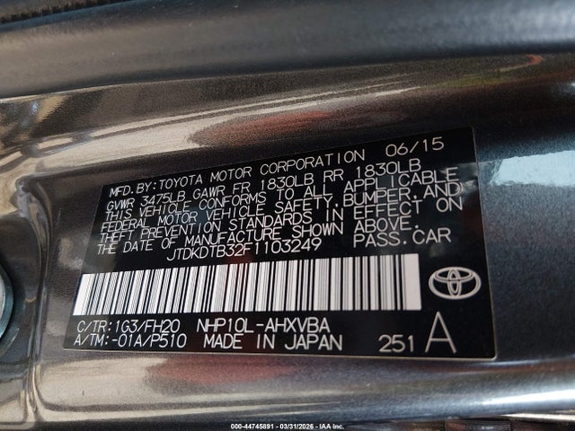 JTDKDTB32F1103249 Toyota Prius C One