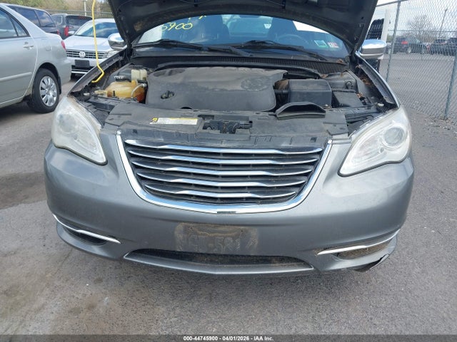 44745900 :رقم المزاد ، 1C3CCBCGXCN277839 vin ، 2012 Chrysler 200 Limited مزاد بيع