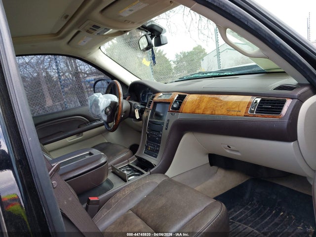 2009 CADILLAC ESCALADE ESV 1GYFK36229R172287 Photo 4