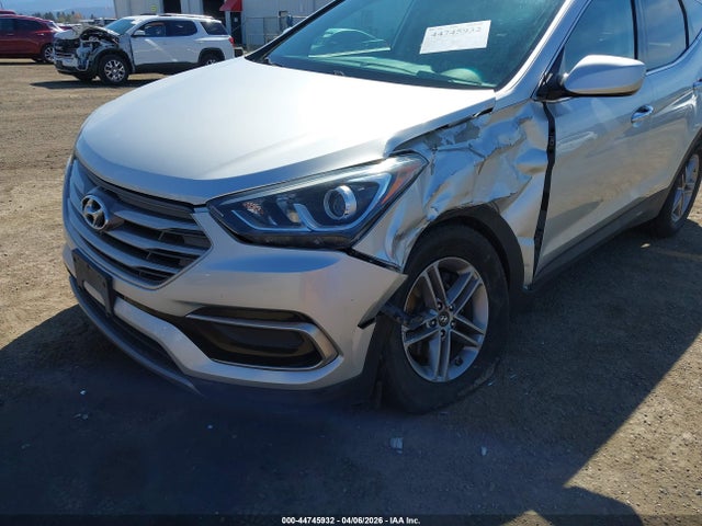 5XYZTDLB4HG469620 Hyundai Santa Fe Sport 2.4l