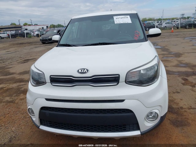 44745939 :رقم المزاد ، KNDJP3A51J7604662 vin ، 2018 Kia Soul + مزاد بيع