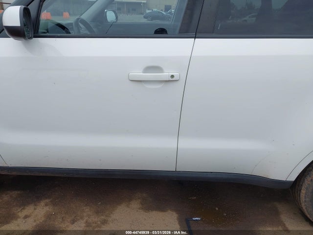 2018 KIA SOUL KNDJP3A51J7604662 Photo 5