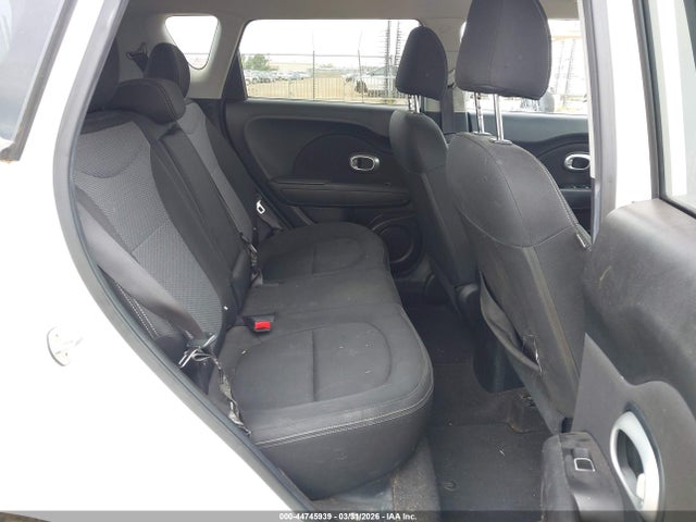 2018 KIA SOUL KNDJP3A51J7604662 Photo 7