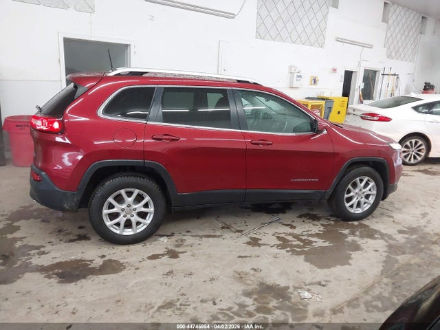 44745954 :رقم المزاد ، 1C4PJMCS6GW256148 vin ، 2016 Jeep Cherokee Latitude مزاد بيع