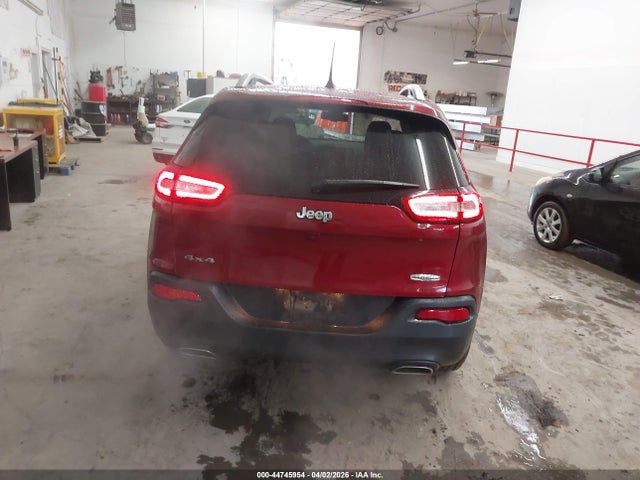 44745954 :رقم المزاد ، 1C4PJMCS6GW256148 vin ، 2016 Jeep Cherokee Latitude مزاد بيع