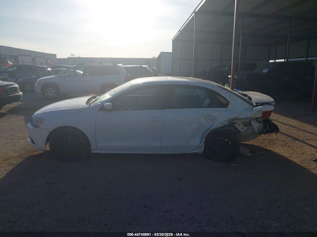 2011 Volkswagen Jetta 2.5l Sel მანქანა იყიდება აუქციონზე, vin: 3VWLX7AJ1BM376373, აუქციონის ნომერი: 44745991