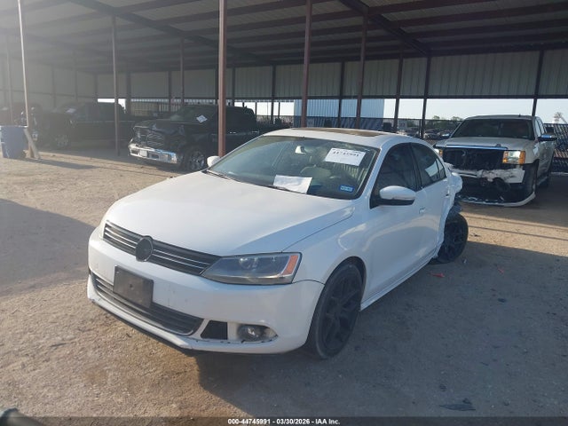 2011 Volkswagen Jetta 2.5l Sel მანქანა იყიდება აუქციონზე, vin: 3VWLX7AJ1BM376373, აუქციონის ნომერი: 44745991