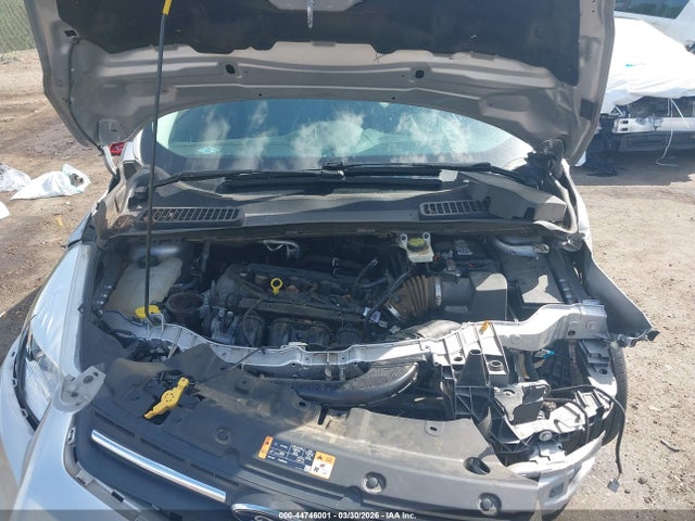 44746001 :رقم المزاد ، 1FMCU0G77GUA96860 vin ، 2016 Ford Escape Se مزاد بيع