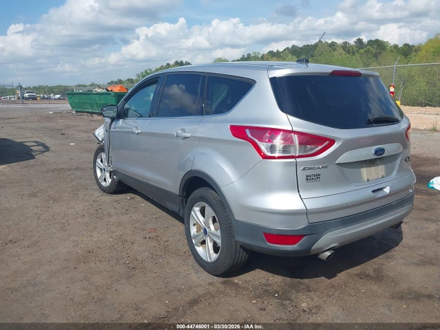 44746001 :رقم المزاد ، 1FMCU0G77GUA96860 vin ، 2016 Ford Escape Se مزاد بيع