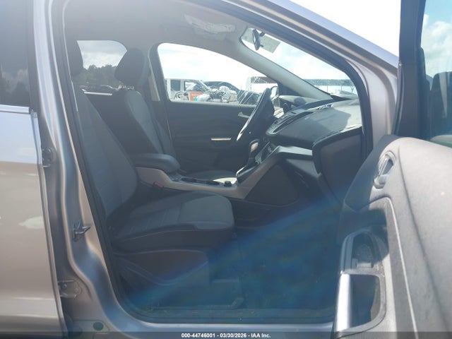 44746001 :رقم المزاد ، 1FMCU0G77GUA96860 vin ، 2016 Ford Escape Se مزاد بيع