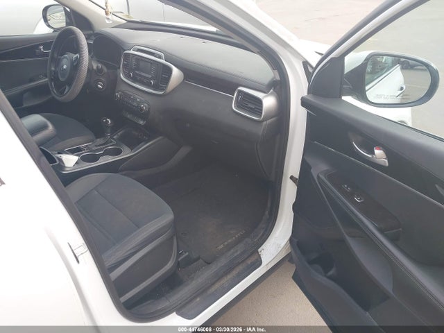 44746008 :رقم المزاد ، 5XYPG4A31GG060383 vin ، 2016 Kia Sorento 2.4l Lx مزاد بيع