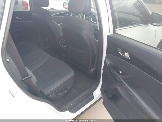 44746008 :رقم المزاد ، 5XYPG4A31GG060383 vin ، 2016 Kia Sorento 2.4l Lx مزاد بيع