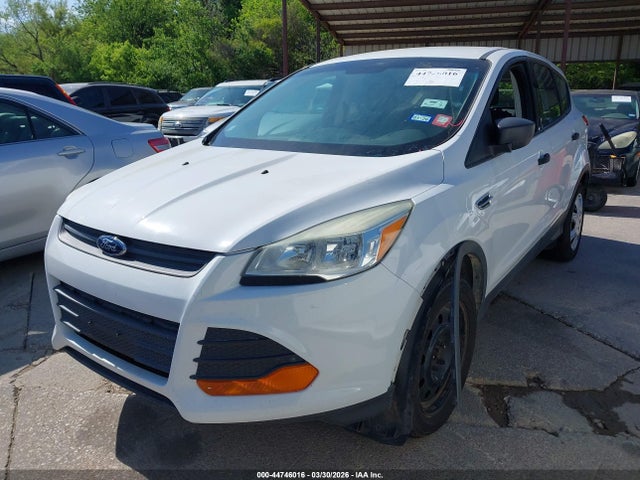 Ford ESCAPE S 2014 1FMCU0F77EUD06632 Image 2